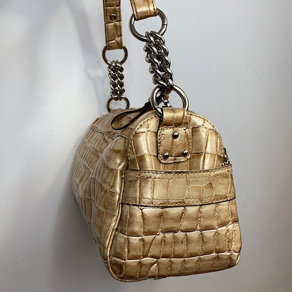 Kathy Van Zeeland Shoulder Bag ๐ป - Picture 5 of 11